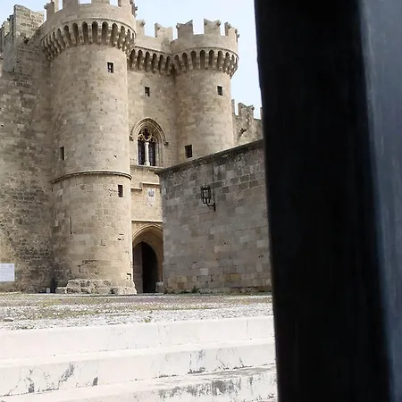 Medieval 2*